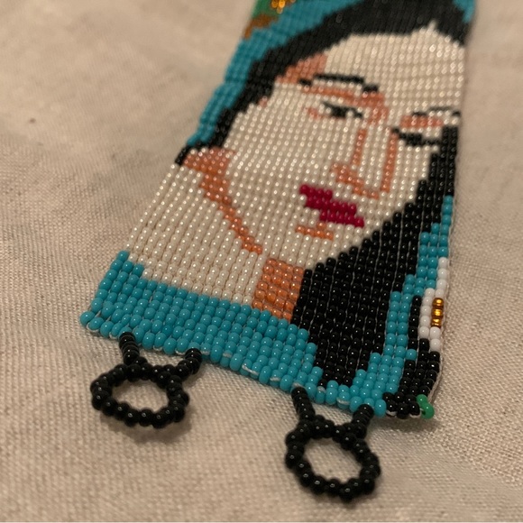 Beaded mother Mary virgin wide bracelet - Picture 5 of 13